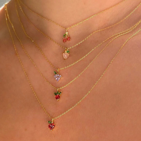 Jewelry Women's Copper Rhinestone Fruitshaped Pendant Clavicle Necklace With Zircon