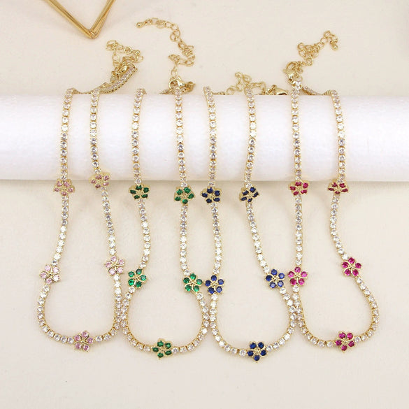 Jewelry Women's Necklace Copper Mixed Gem Inlay Zircon Flowershaped Vintage Geometric Pendant Sweater Chain