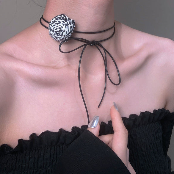 Jewelry Women's Polyester Feather Flower Shape Handmade Necklace