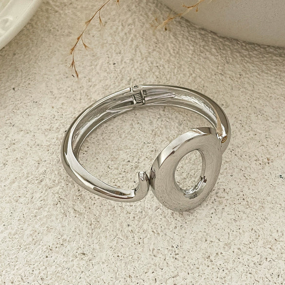 Jewelry Zinc Alloy Asymmetric Smooth Bracelet Heavy Industry Design Electroplating
