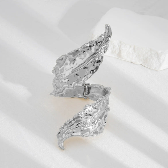 Jewelry Zinc Alloy Exaggerated Leaves Winding Opening Bracelet Electroplating