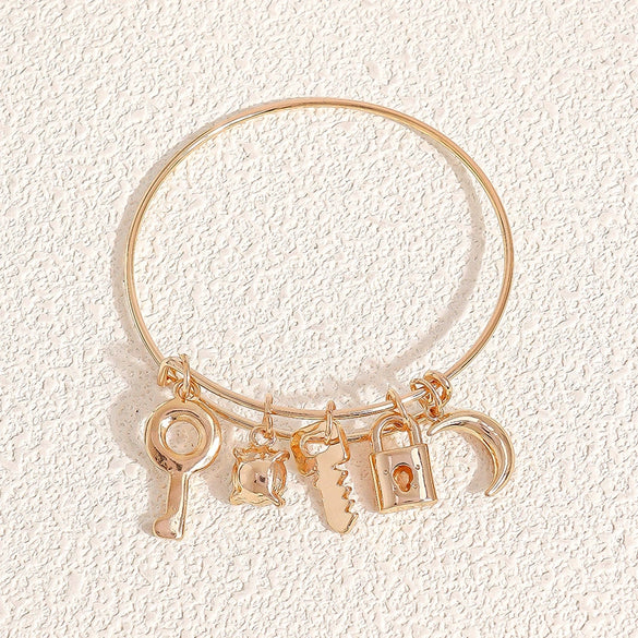 Key And Lock Zinc Alloy Bracelet With Gold Tone Electroplated Finish Romantic Couple Jewelry