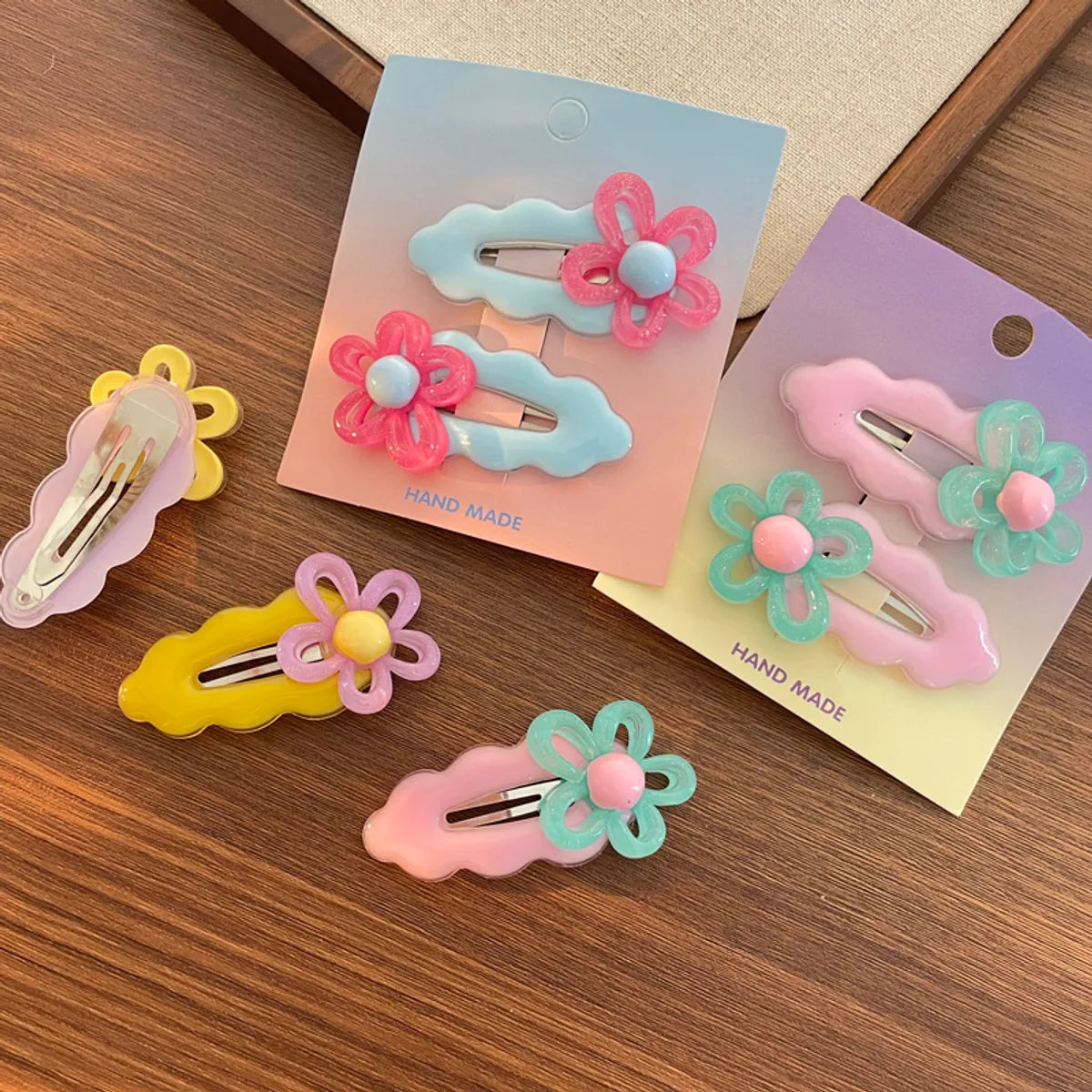 Kid'S Casual Sweet Pastoral Wave Flower Plastic Resin Hair Clip