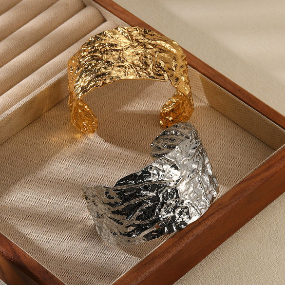 Knock Fold Pattern Wide Exaggerated Women Titanium Steel Bracelet With Electroplating