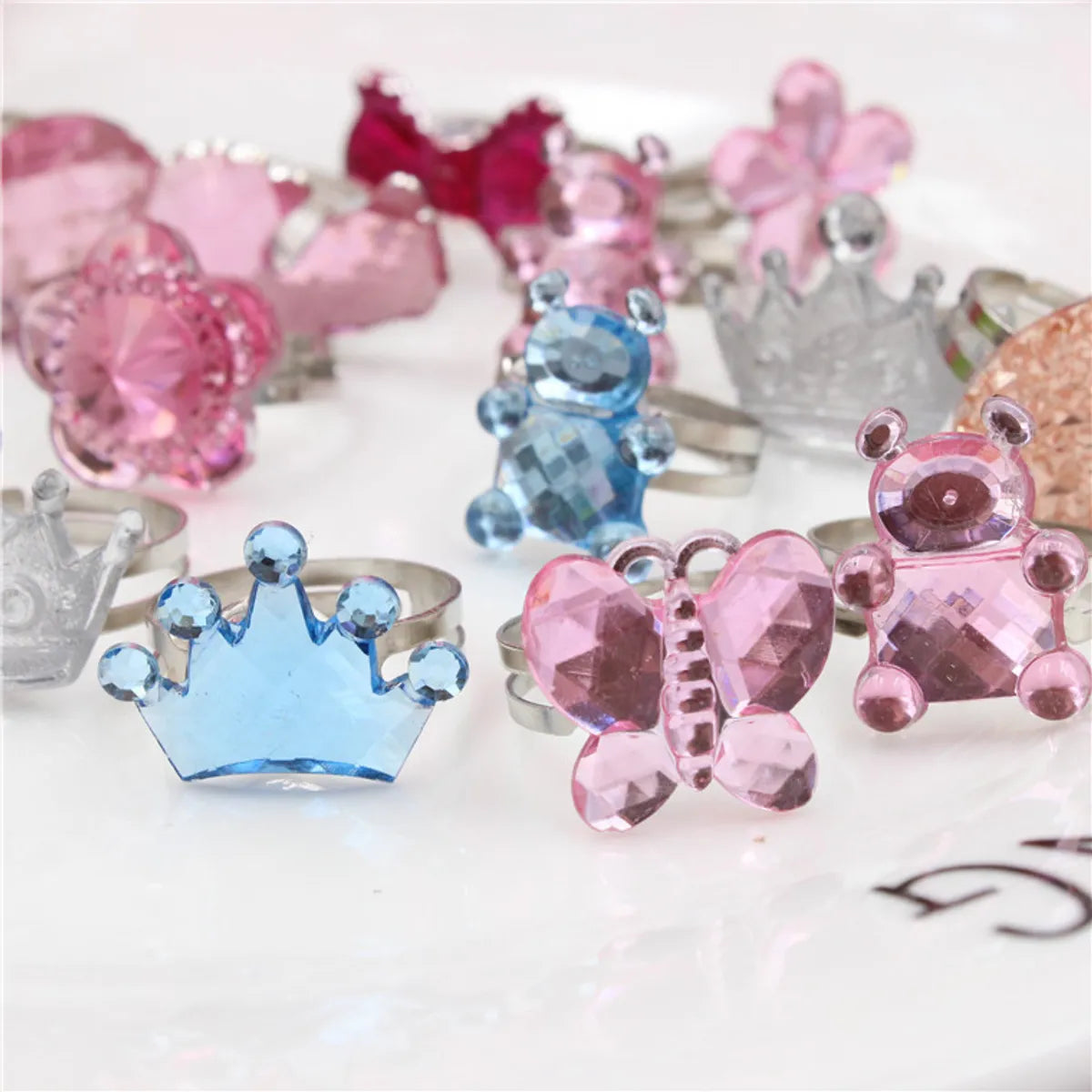 Korean Cartoon Acrylic Rings 36 Boxed Flash Diamond Rings