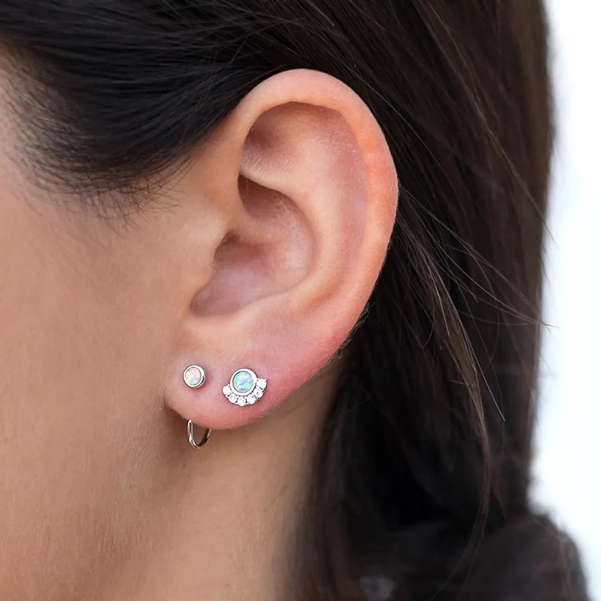 Korean Circle Opal Opal Exquisite Earrings Simple Stud Earrings Ear Jewelry