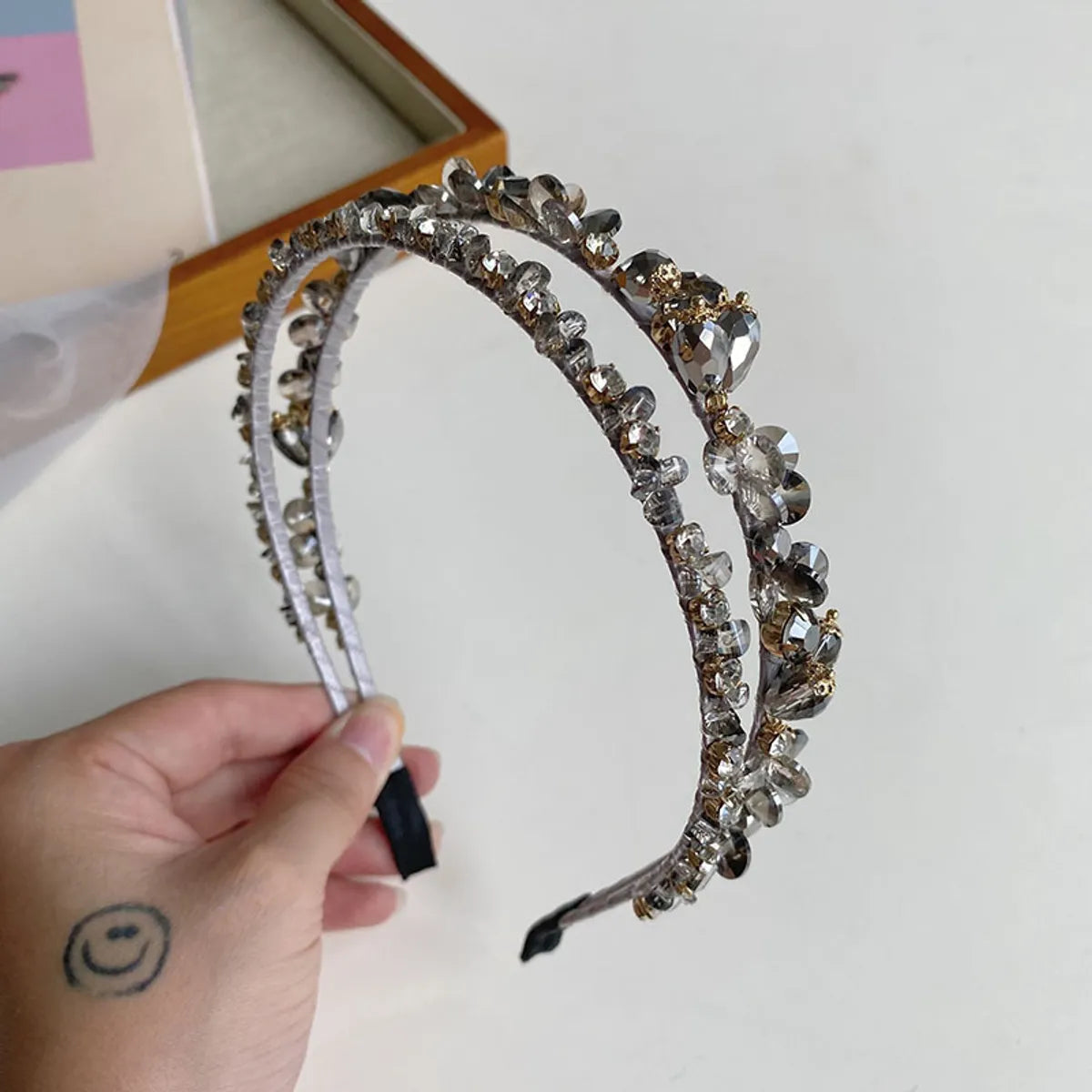 Korean Crystal Pearl Winding Headband Hollow Baroque Hair Tie Female Wholesale