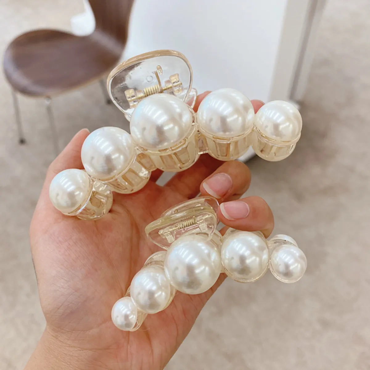 Korean Fashion Style Pearl Hairpin Big Hair Grabbing Clip Plate Hair Ponytail Small Hair Claw Wholesale Nihaojewelry