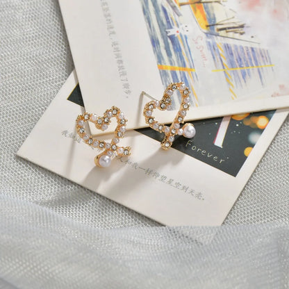 Korean  Irregular Hollow Love Pearl Earrings