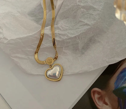 Wholesale Jewelry Heart 304 Stainless Steel Titanium Steel Artificial Pearls 18K Gold Plated Inlaid Gold Pendant Necklace