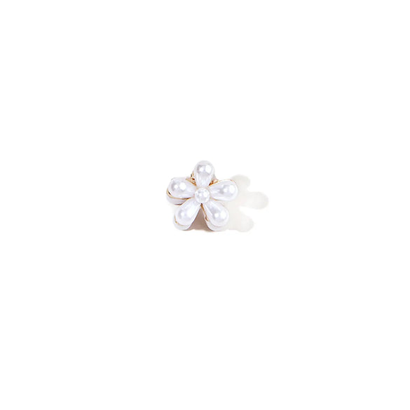 Korean Retro Pearl Daisy Flower Hairpin
