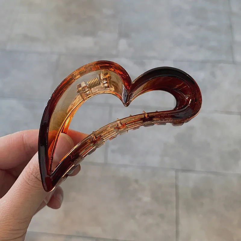 New Simple Korean Style Women'S Transparent Cutout Grip Fresh Color Barrettes Girl Heart Barrettes Wholesale