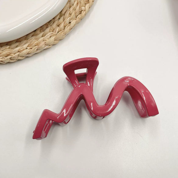 Ladies Acrylic Geometric Wave Hairpin With Baking Varnish Simple Cold Style