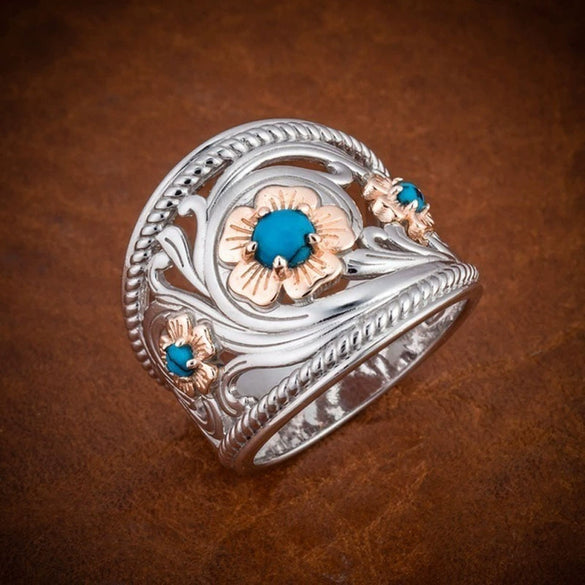 Ladies Alloy Geometric Flower Ring With Twocolor Gold Edge And Electroplating Design