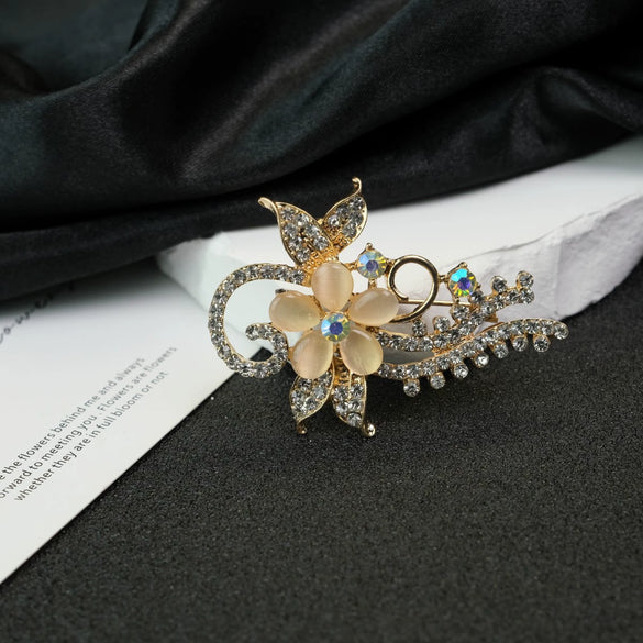 Ladies Brooch Zinc Alloy Flower Shaped Electroplated Cat's Eye Stone Antiexposure