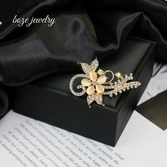 Ladies Brooch Zinc Alloy Flower Shaped Electroplated Cat's Eye Stone Antiexposure
