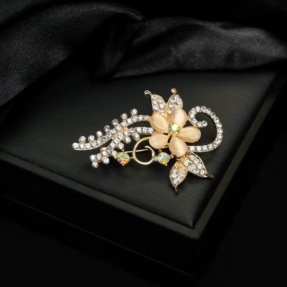 Ladies Brooch Zinc Alloy Flower Shaped Electroplated Cat's Eye Stone Antiexposure