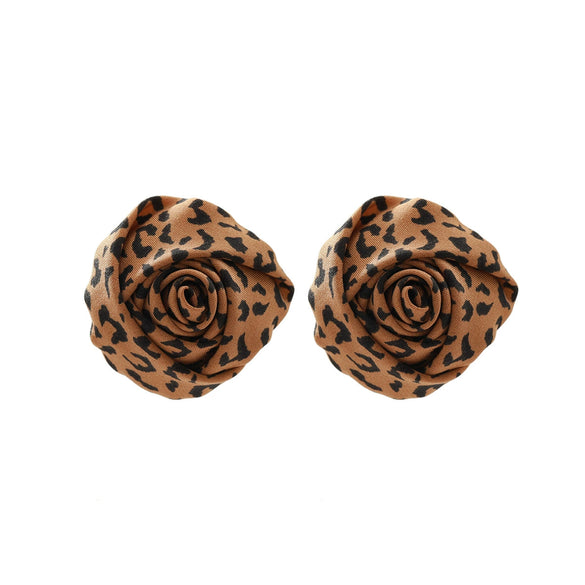 Ladies Fashion Hand Knitted Mixed Materials Flowershaped Earrings And Wrist Flowers