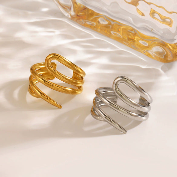 Ladies Geometric Hollow Stainless Steel Ring With Electroplating Design