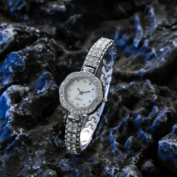 Ladies Metal Flower Shape Fashion Watch Wholesale