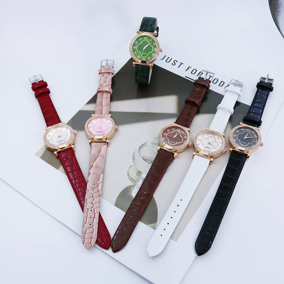 Ladies Quartz Leather And Alloy Watch With Fourleaf Clover Design Pu Strap Stainless Steel Buckle Round Dial
