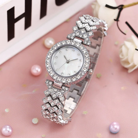 Ladies Quartz Watch And Bracelet Set Alloy Stainless Steel Round Dial Leisure Style Full Diamond