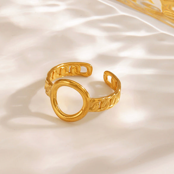 Ladies Stainless Steel Geometric Oval Hollow Electroplated Ring