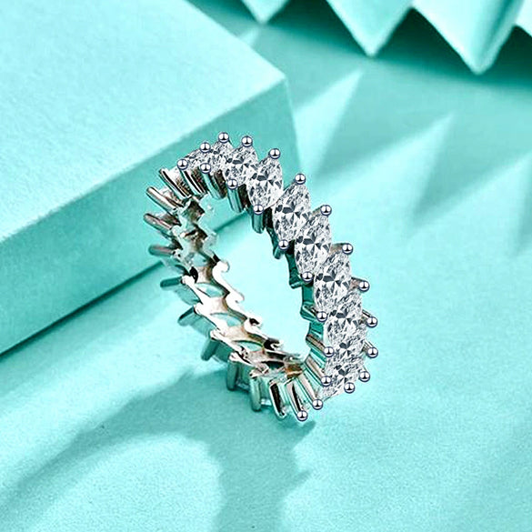 Ladies 925 Sterling Silver Horse Eye Zircon Diamond Ring Light Luxury Geometric Style