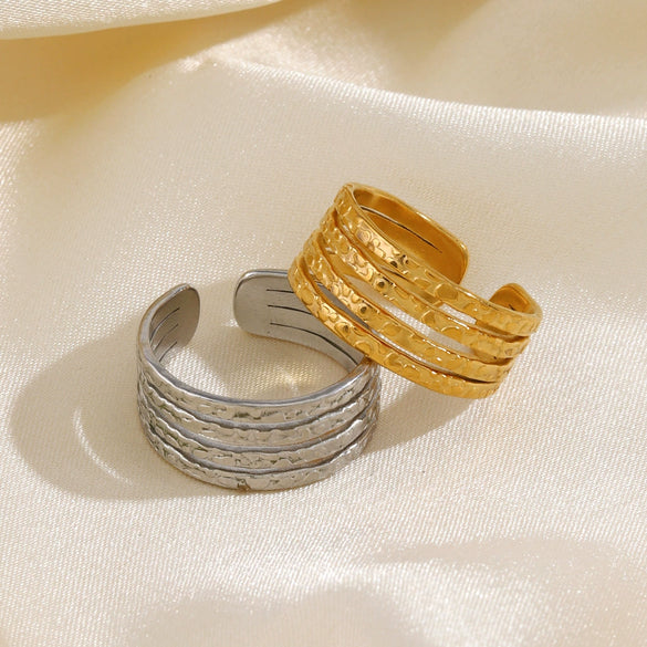Ladies Titanium Steel And Stainless Steel Ring Geometric Tapping Pattern 18K Gold Plated