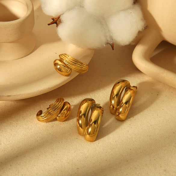 Ladies Titanium Steel Irregular Geometric Earrings With Electroplating Design