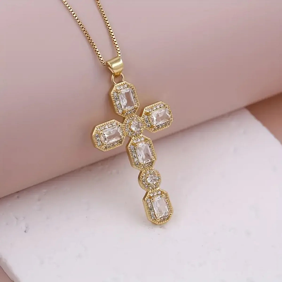 Lady Artistic Shiny Cross Copper 18k Gold Plated Zircon Pendant Necklace In Bulk