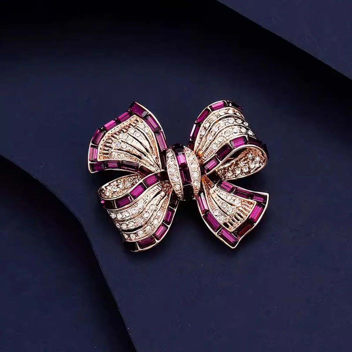 Lady Bow Knot Alloy Inlay Artificial Pearls Women'S Brooches