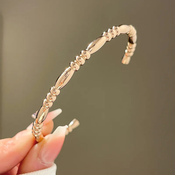 Lady Four Leaf Clover Titanium Steel Bangle In Bulk