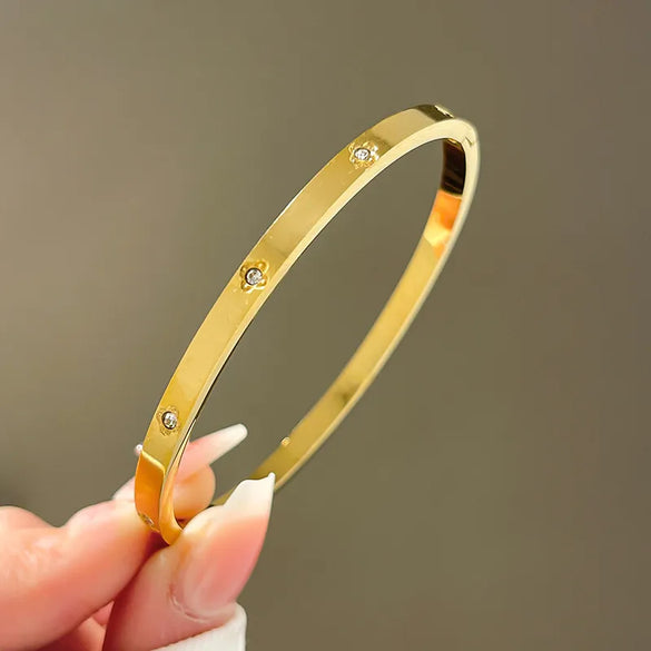 Lady Four Leaf Clover Titanium Steel Bangle In Bulk