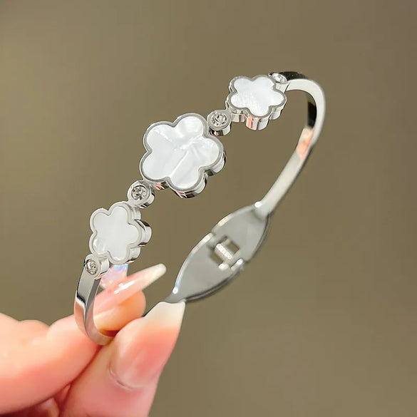 Lady Four Leaf Clover Titanium Steel Bangle In Bulk