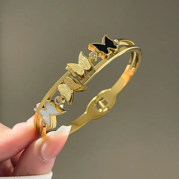 Lady Four Leaf Clover Titanium Steel Bangle In Bulk