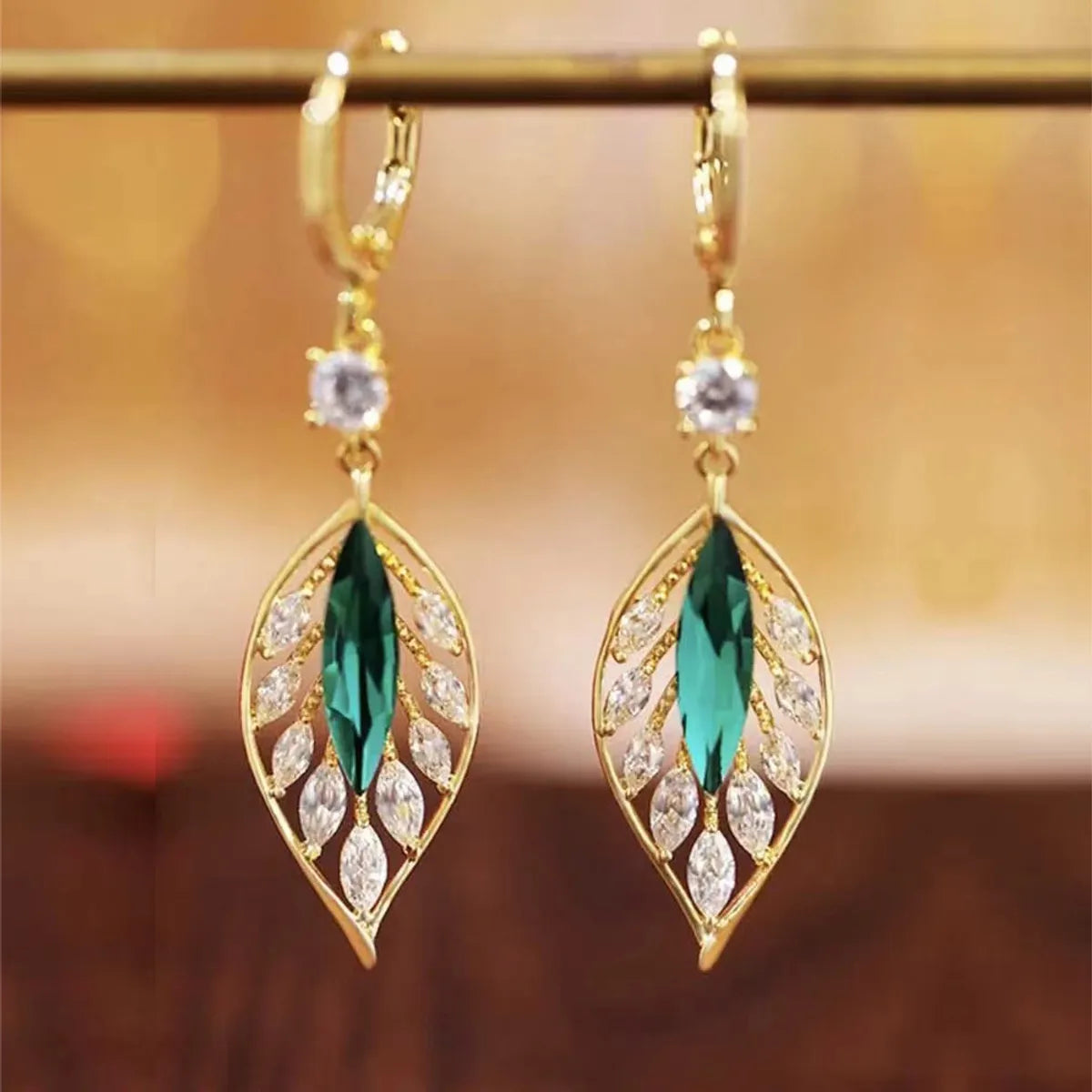 Lady Leaf Artificial Crystal Alloy Inlay Zircon Women'S Drop Earrings