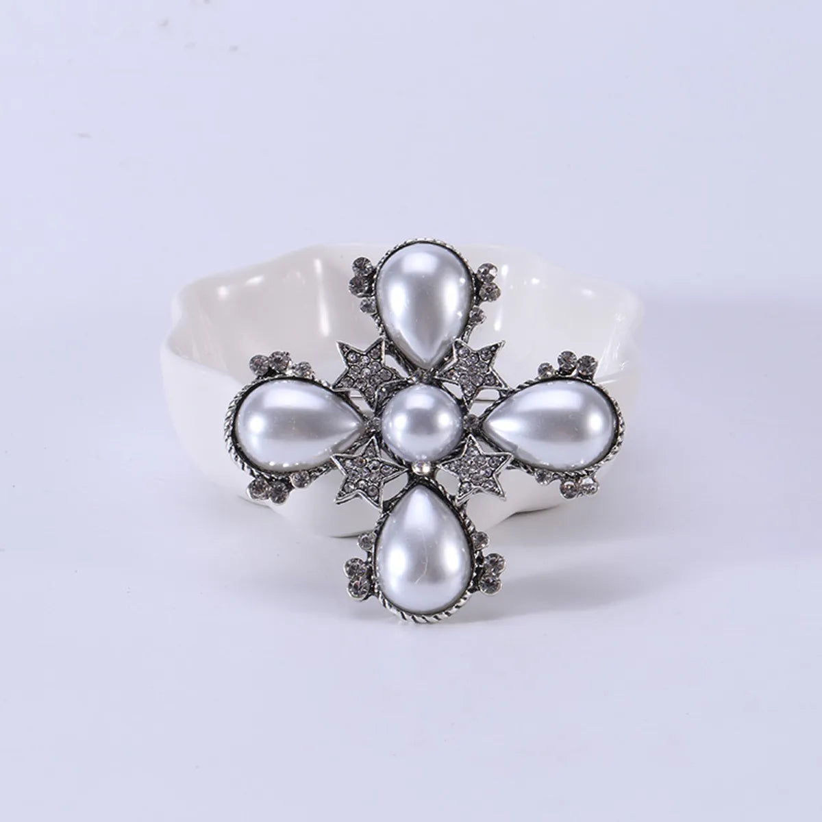 Lady Pearl Alloy Inlay Rhinestones Women'S Brooches