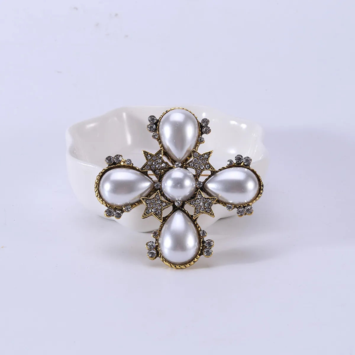 Lady Pearl Alloy Inlay Rhinestones Women'S Brooches