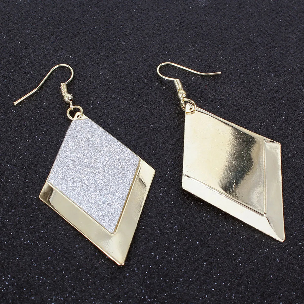 1 Pair Lady Rhombus Mesh Alloy Drop Earrings