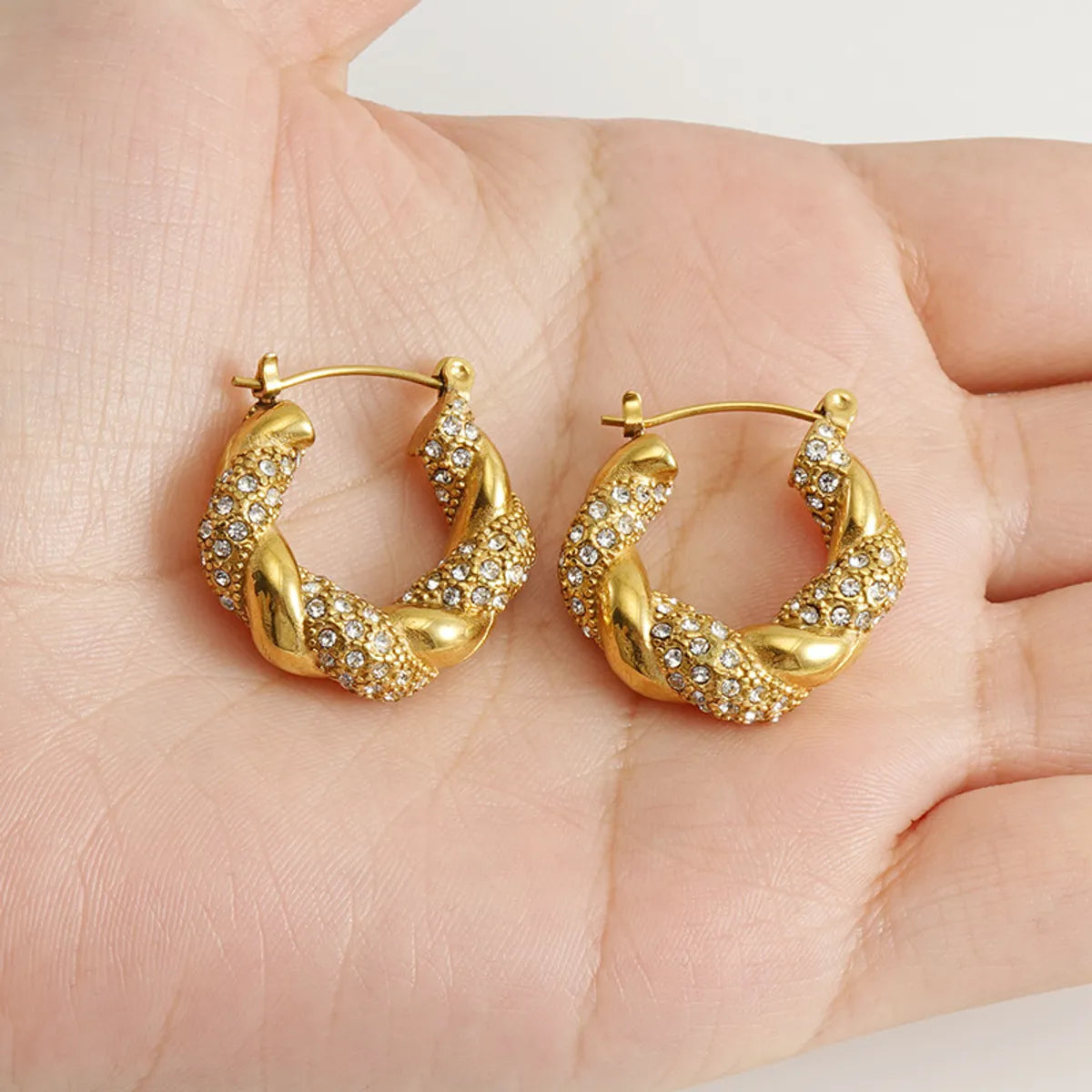 1 Pair Lady Round Gold Plated Stainless Steel Rhinestones Gold Plated Earrings