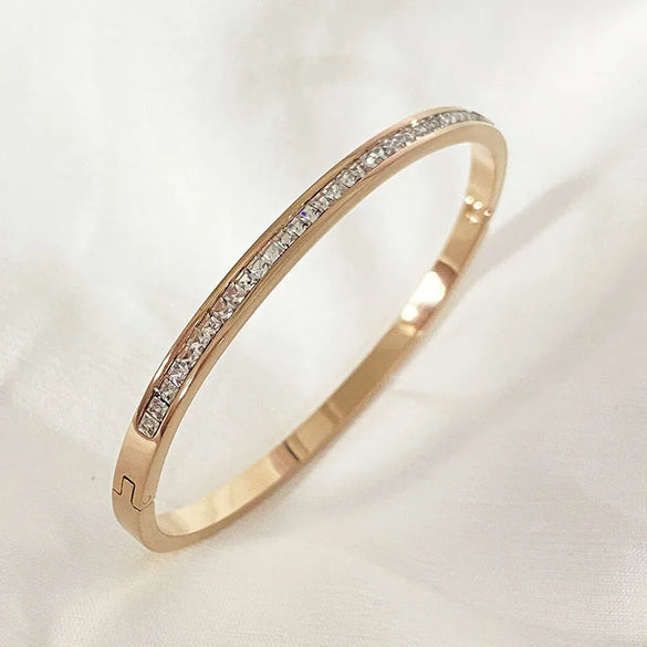 Lady Round Titanium Steel Plating Artificial Rhinestones Bangle