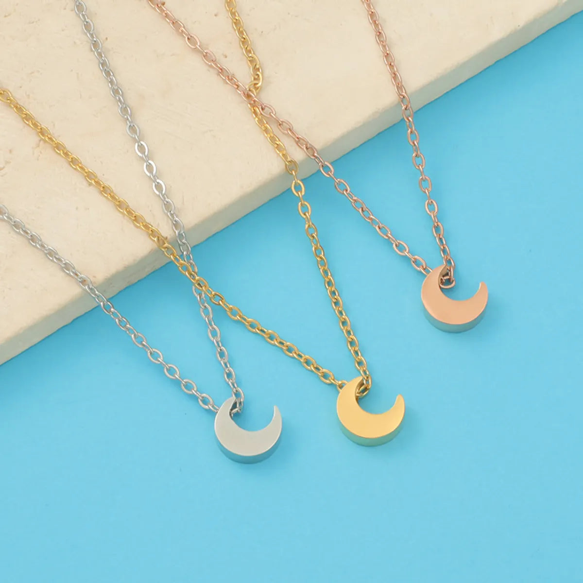 Stainless Steel 18K Gold Plated Lady Simple Style Star Moon Heart Shape None Pendant Necklace