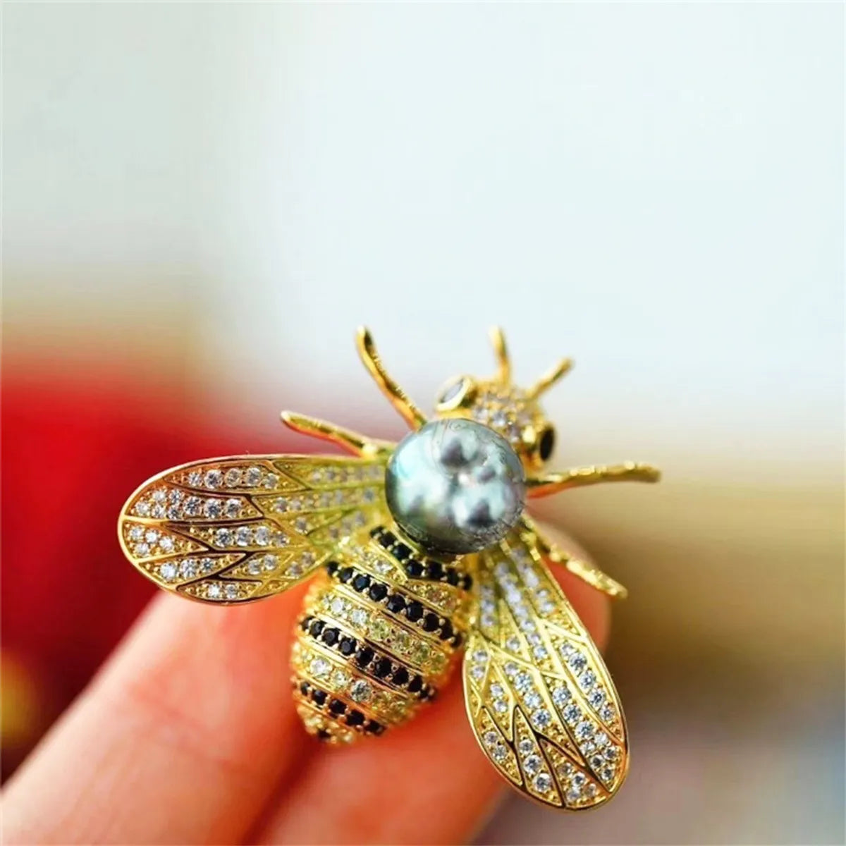 Lady Streetwear Bee Alloy Inlay Rhinestones Women'S Brooches