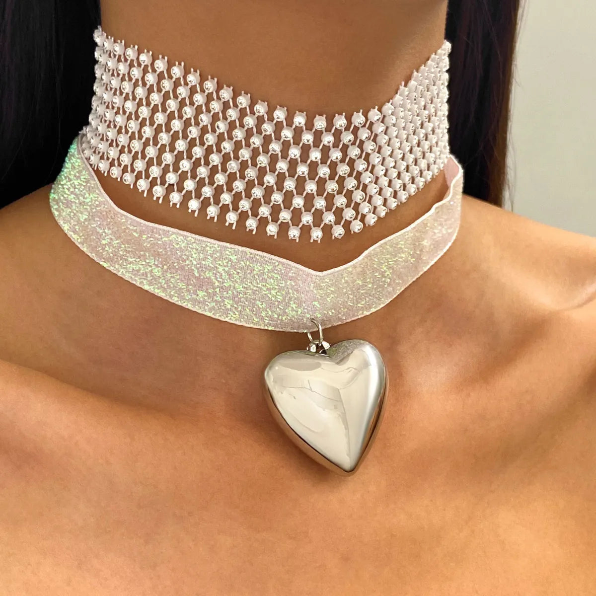 Lady Streetwear Heart Shape Mixed Materials Women's Choker