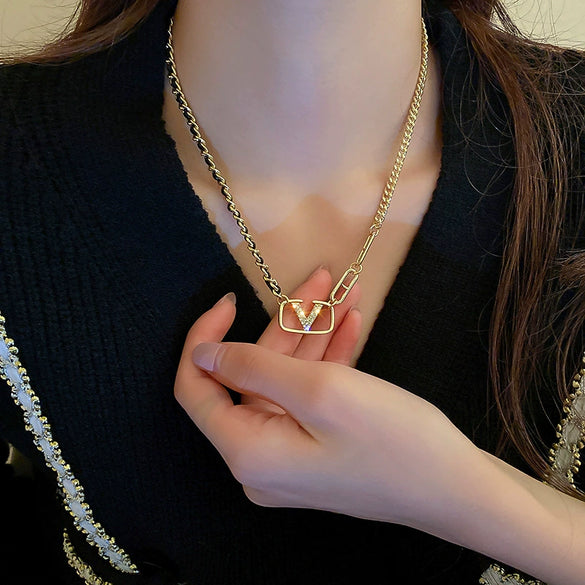 Leather Sweater Chain With Diamondembedded Digital Flower Pattern Electroplated Allmatching For Women