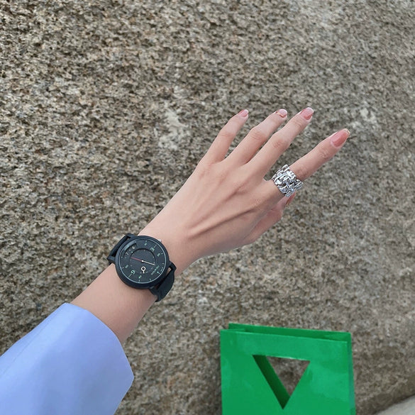 Leather Watch Casual Retro Style For Men And Women