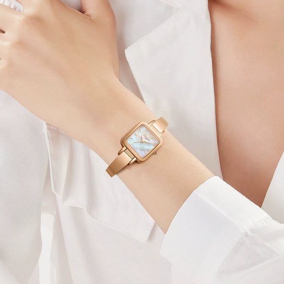 Leisure Alloy Quartz Watch For Women With Square Dial And Round Corners