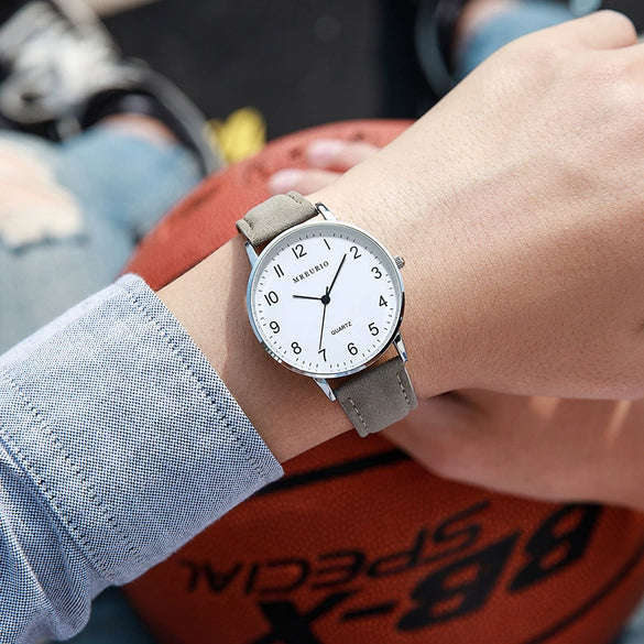 Leisure Couple Watch Alloy Case Imitation Leather Strap Stainless Steel Clasp Round Dial