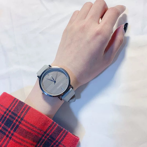 Leisure Couple's Watch With Alloy Case Imitation Leather Strap And Stainless Steel Clasp Round Dial